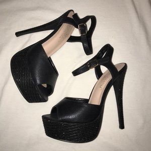 Black shimmer high heels